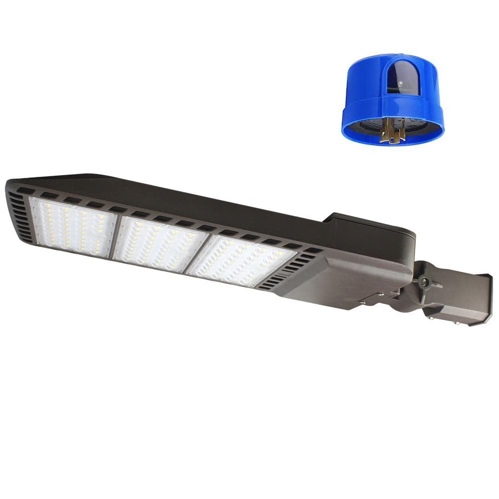 Discontinued Item- LIQUIDATION  - Limited 30-day Warranty   LUMIPRO G Series LED Area Light 250W 32500lm 130lm  w CCT 5000K Photocell Dusk-To-Dawn 10Kv Surge Protection Epistar SMD2835 100-277VAC input Dist  Type 3 50000 hour lifetime IP65