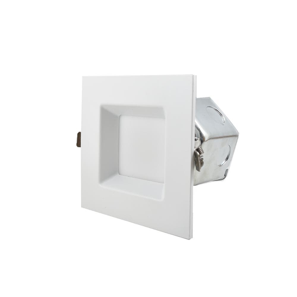 Discontinued Item- Lumipro 4in C Series LED Downlight 10 watt 830lm 5000K 4in cutout 5.5in dia CRI>80 120VAC Dimmable 5 yr warranty