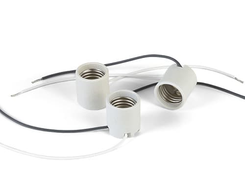 Discontinued Item- Ceriamic E27 socket for pole light with 10in cable