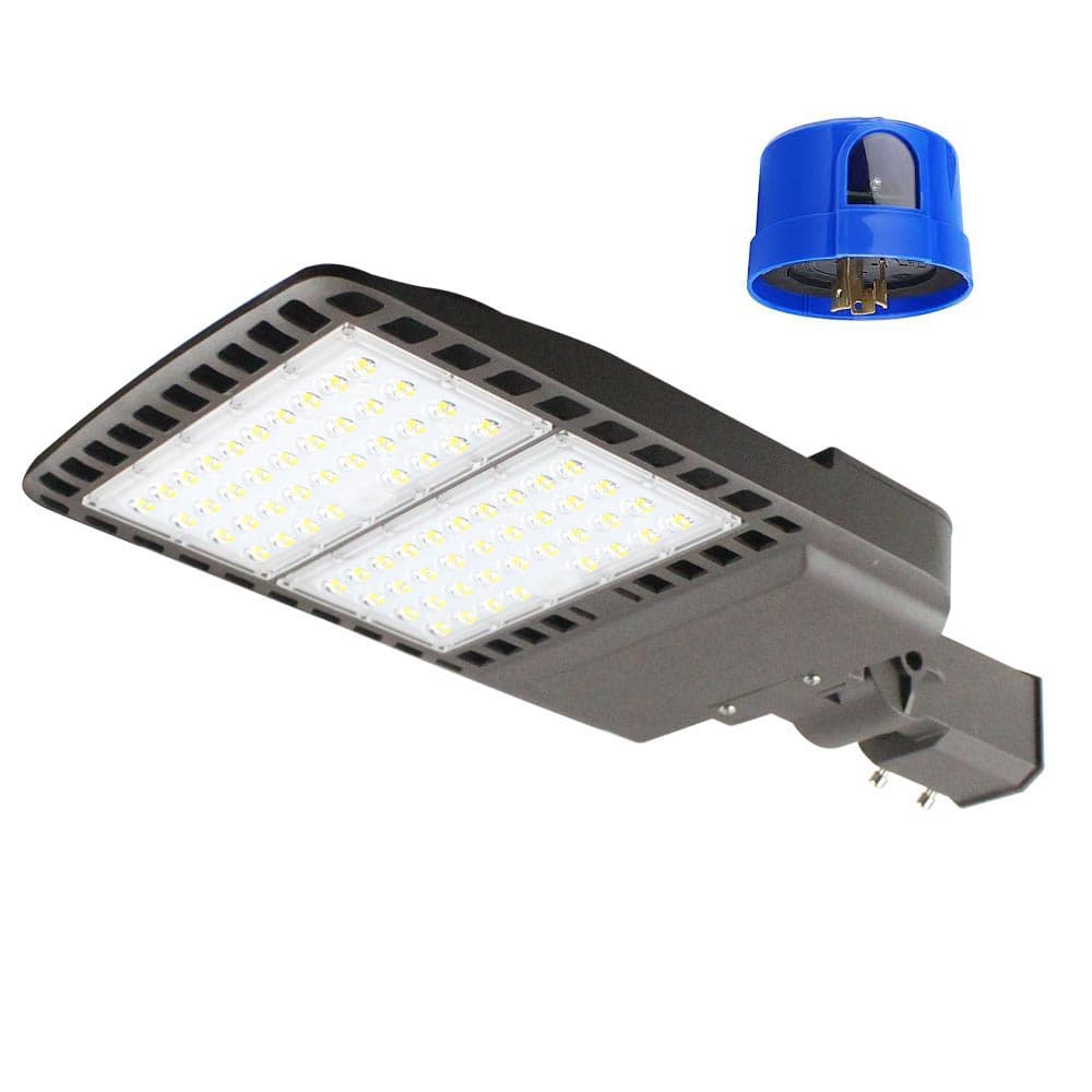 200W LED Area Light, 26000 Lumens, 5000K, Type 3 Distribution, Slipfitter Mount