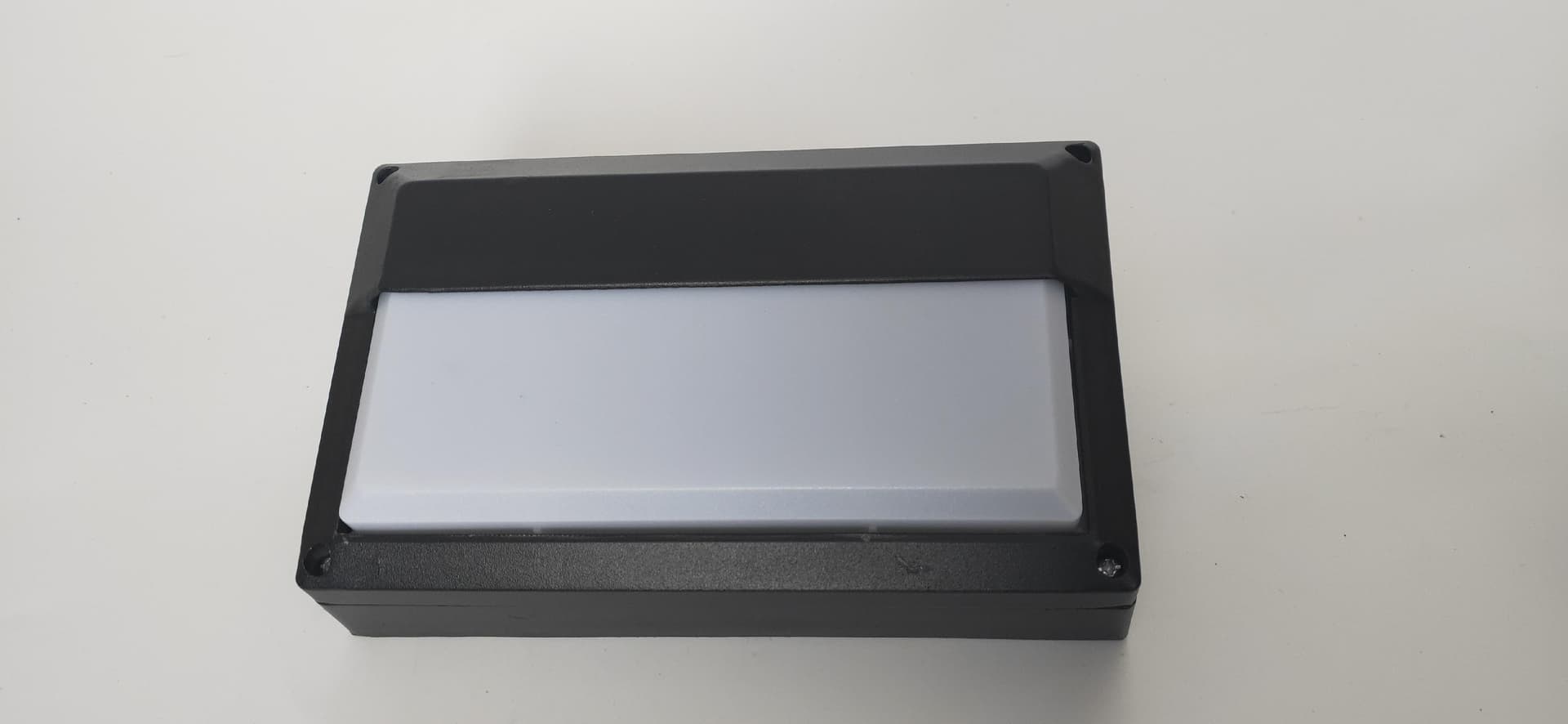 Outdoor LED Wall Sconce, 12W 5000K, Black Finish, 120-277V