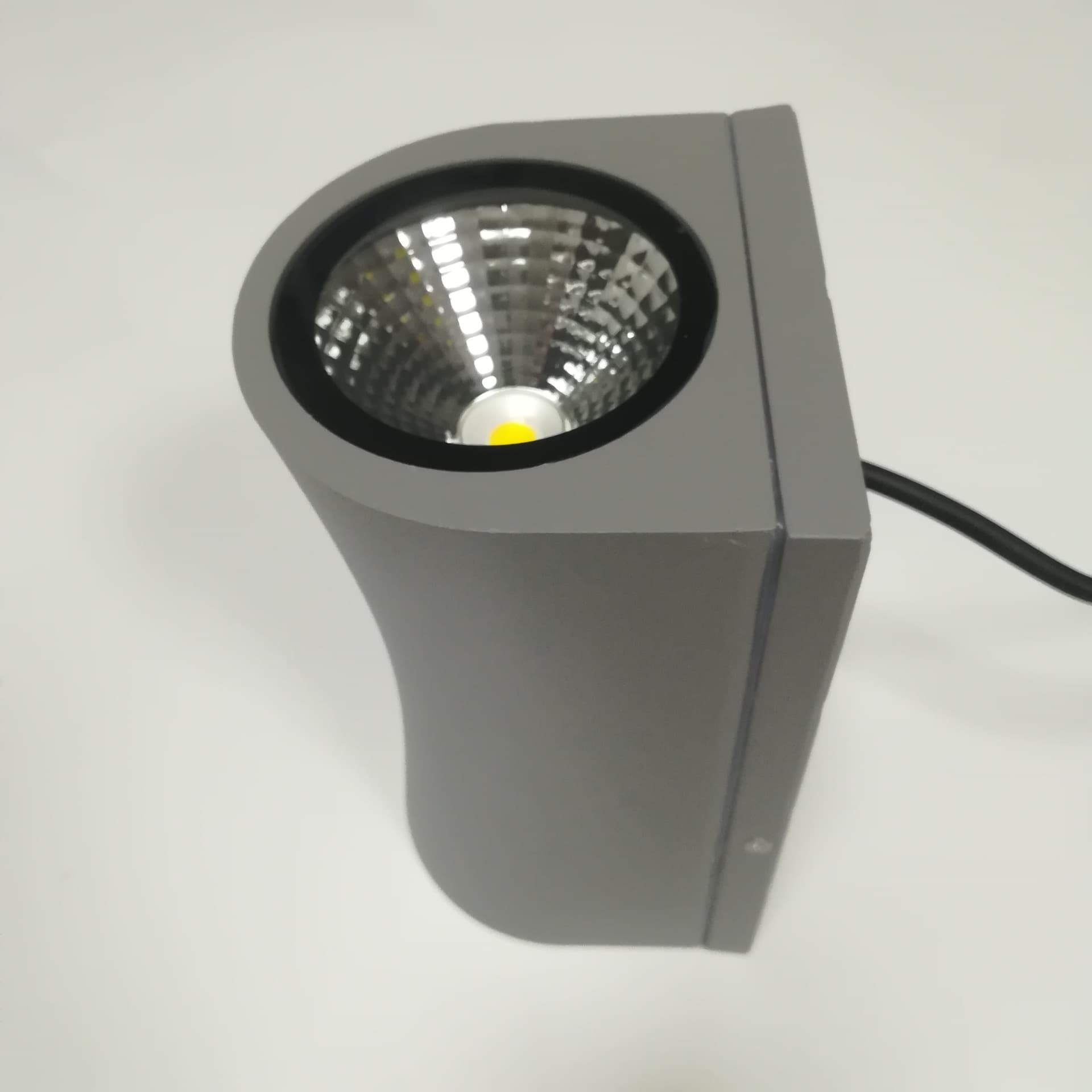 FINAL SALE - Limited 30-day Warranty- Price Drop 20%- LED Sconce 100x100x200mm Silver 5000K 2x3 Watts