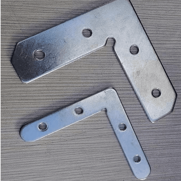 Discontinued Item- Steel Corner for 5-F98-10ft 4 Big (60x17.5x1.9mm) and 4 Small (40x7.5x1.5mm)
