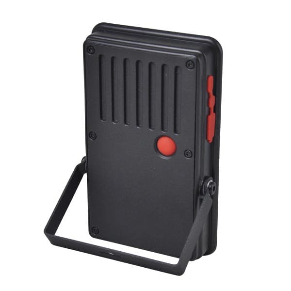 BS-D Series Rechargeable Flood Light, 10W, 400lm, Static White+SOS Police Strobe, 24hr discharge SOS, 12 hr discharge 50% brightness, 6 hr discharge 100% brightness, 150*92*25mm, comes with car and wall charger