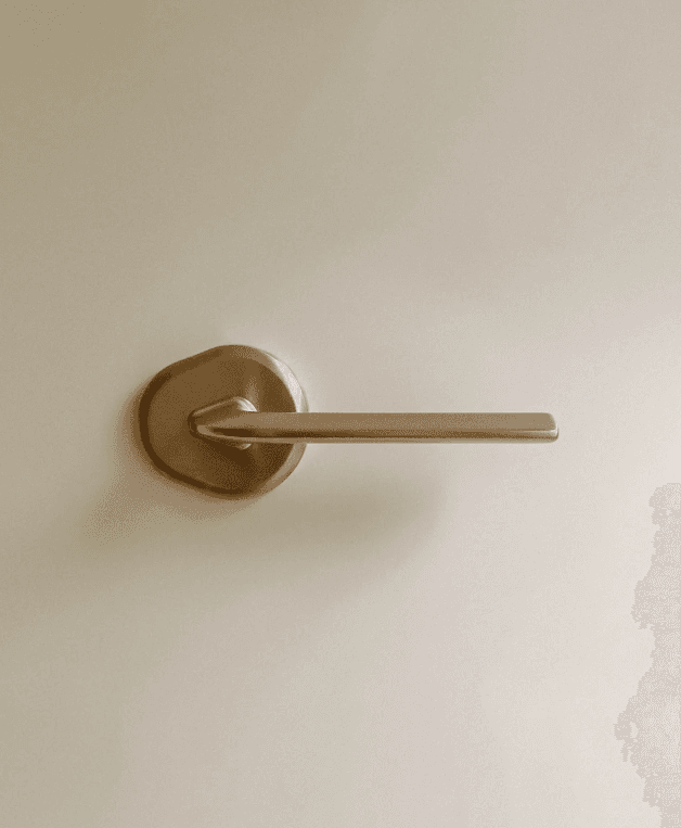 Enzo Door Handle Color: Satin Brass, Dimensions: 6.57" x 2.32" x 2.58", Handle projection: 1.82", Function: Passage, 1yr Wrrty