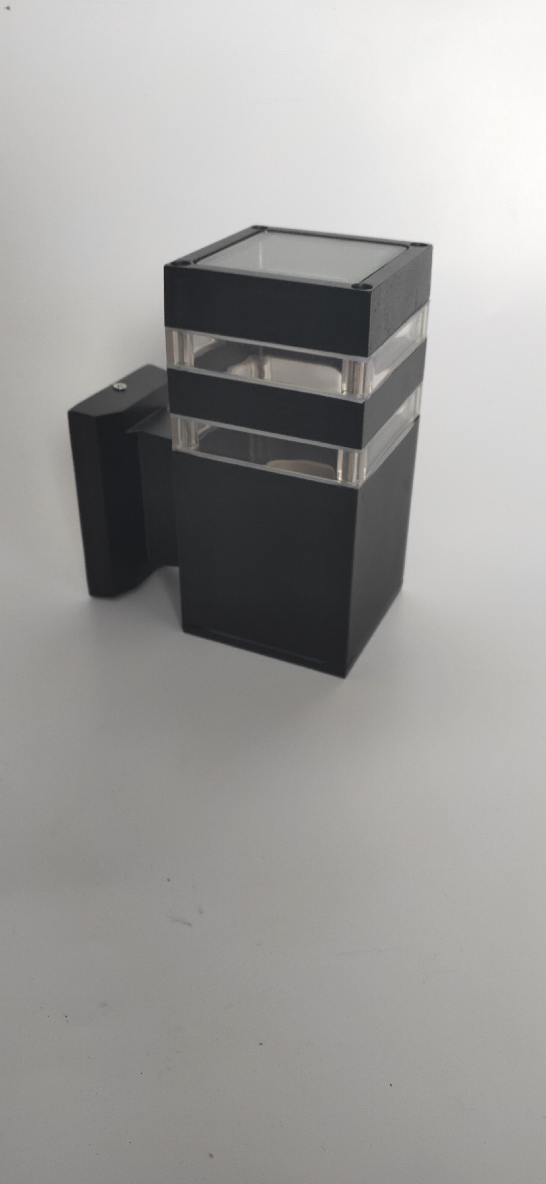 Outdoor LED Wall Sconce, E27 Single Head, IP65, Matte Black, Square