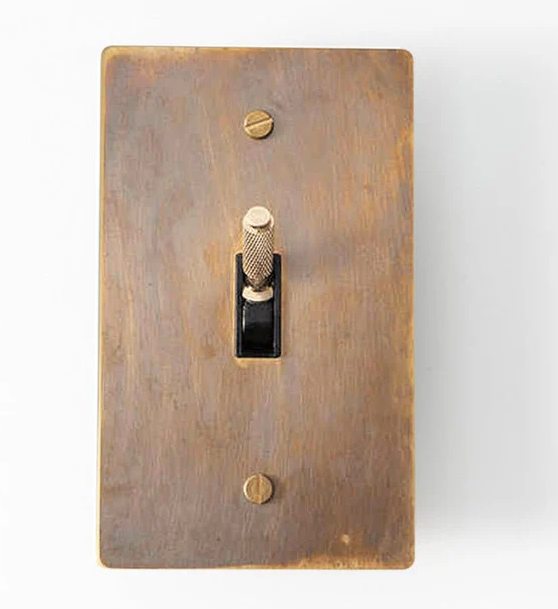 1-Gang Toggle Switch, Vintage Brass, 120V AC, 3-Way, IP20